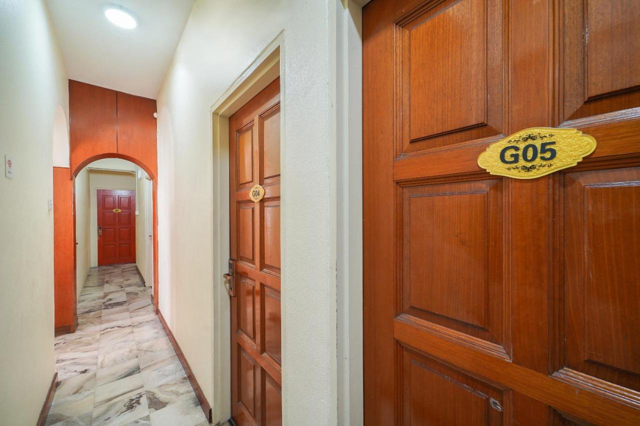 Spot On 89645 Ong'S Court Hotel George Town Exterior photo